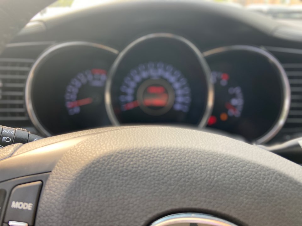 40z46266yl4w951522.jpg