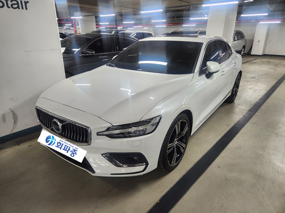 xk9kdydtcst900106.jpg