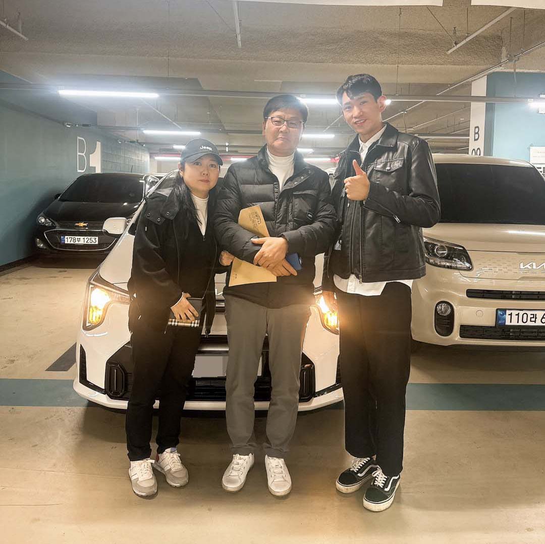 더뉴모닝 중고차 신차급으로~