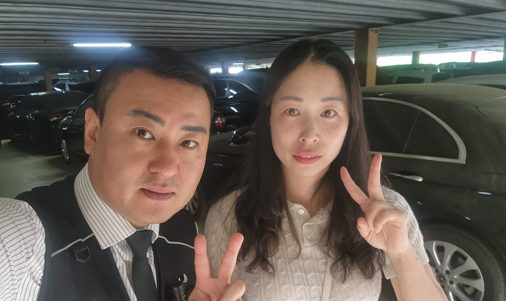 카니발 중고 7인승 리무진 출고 후기 넉넉한 공간과 완벽한 컨디션으로 선택한 만족스러운 차량